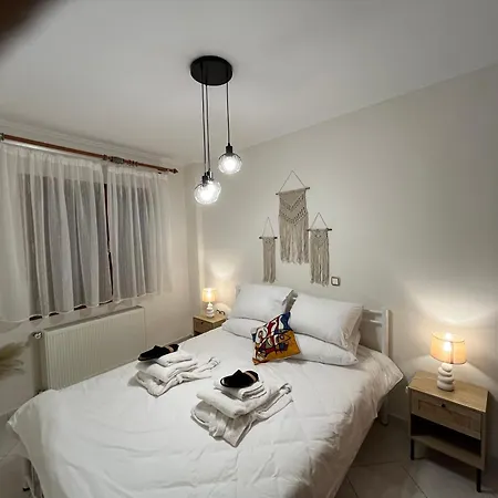 Cozy In Old Town Ano Poli With 2 Bedrooms דירה סלוניקי