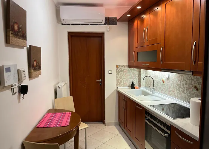 Apartment Cozy In Old Town Ano Poli With 2 Bedrooms *