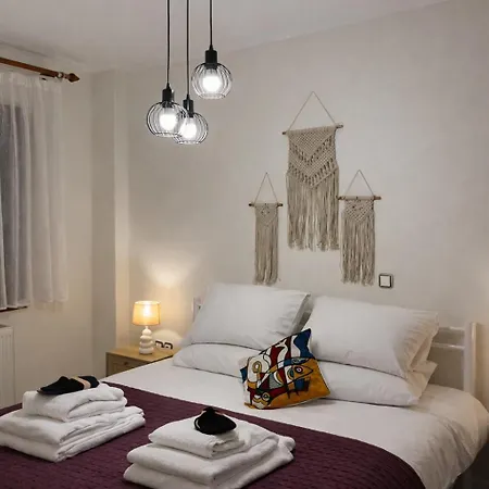 Cozy In Old Town Ano Polis Thessaloniki